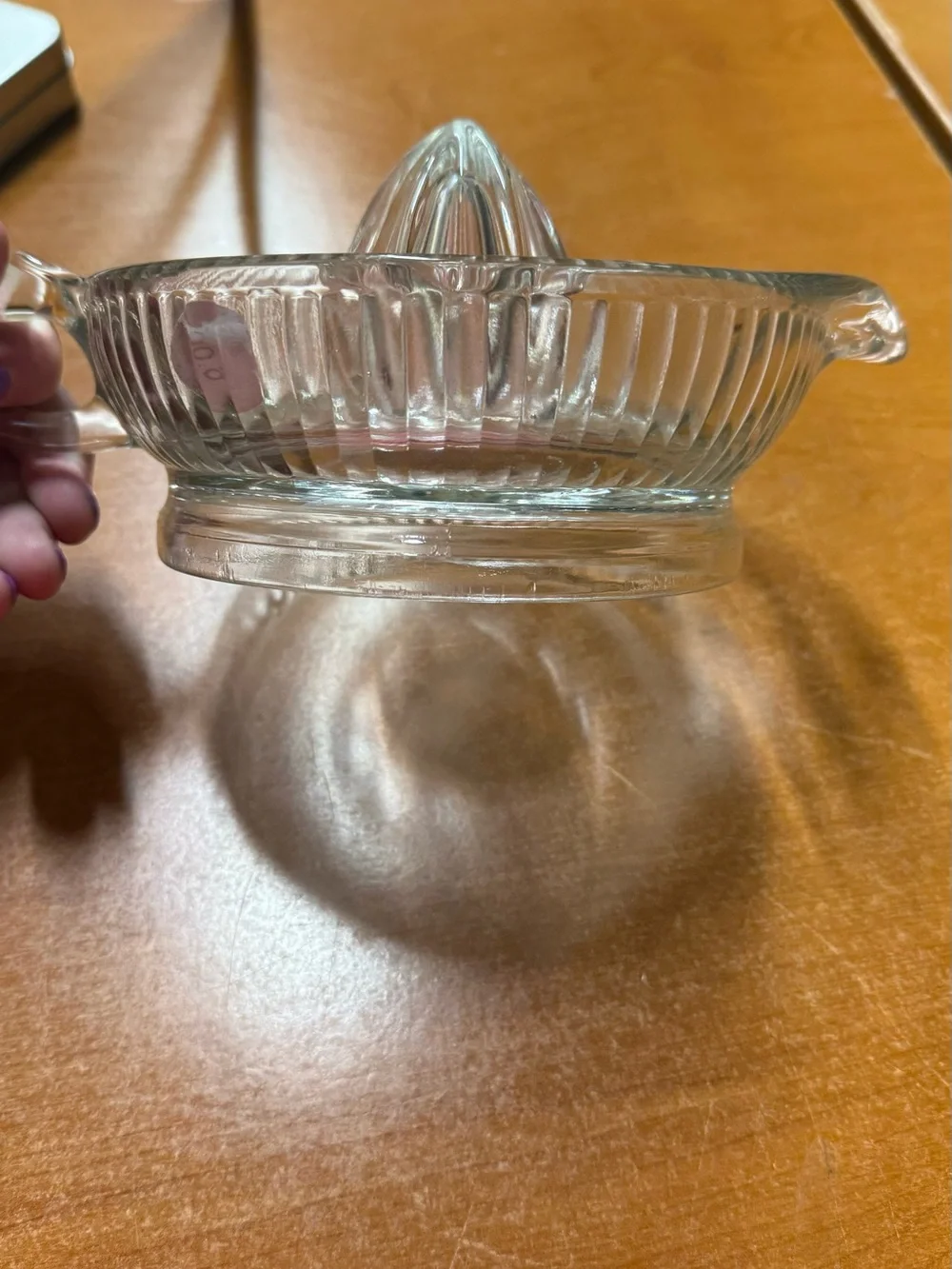 Classic Clear Glass Citrus Juicer with Integrated Reamer